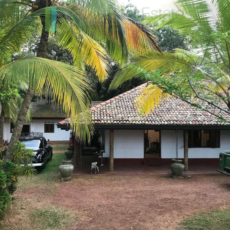 Premier Mirissa beachfront opportunity