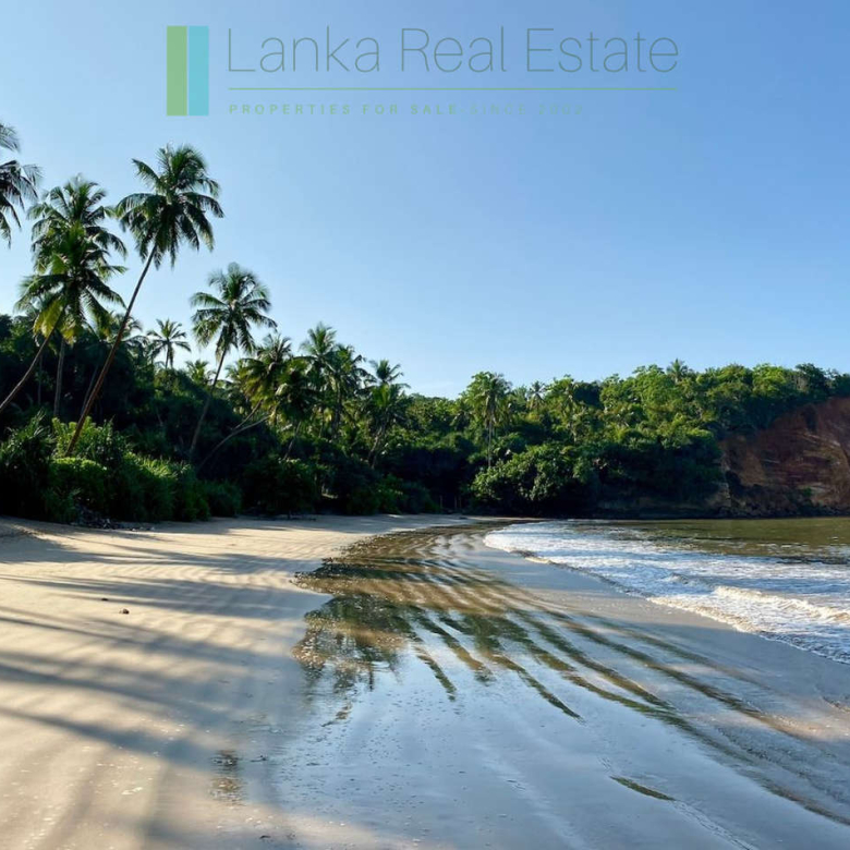 Premier Mirissa beachfront opportunity