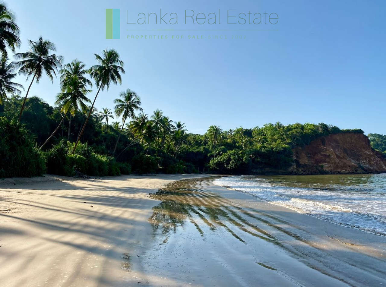 Premier Mirissa beachfront opportunity