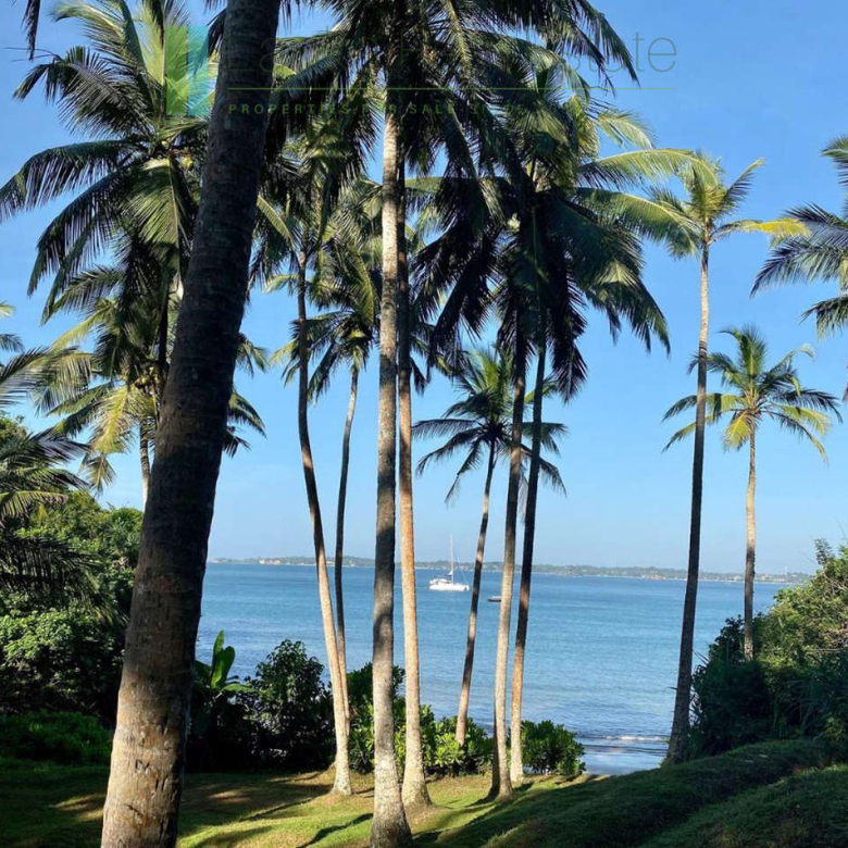 Premier Mirissa beachfront opportunity