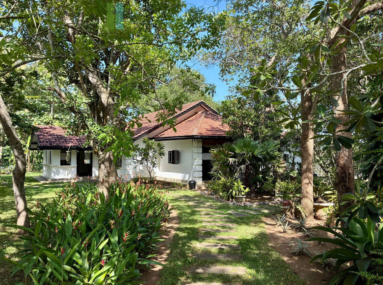 Immaculately renovated Walawwa near Tangalle