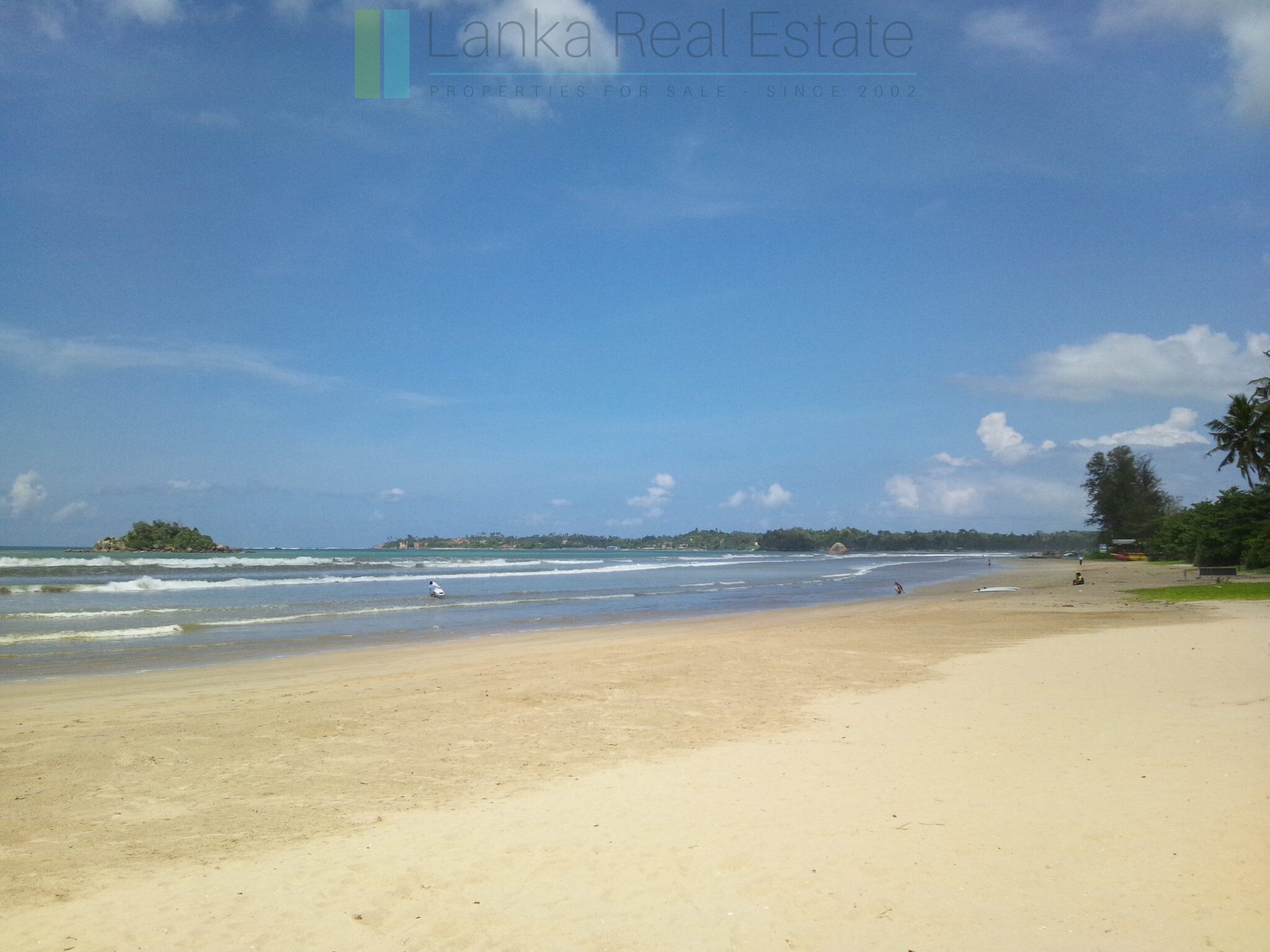 Weligama_Beach_in_Sri_Lanka Substantial part-built beachfront hotel