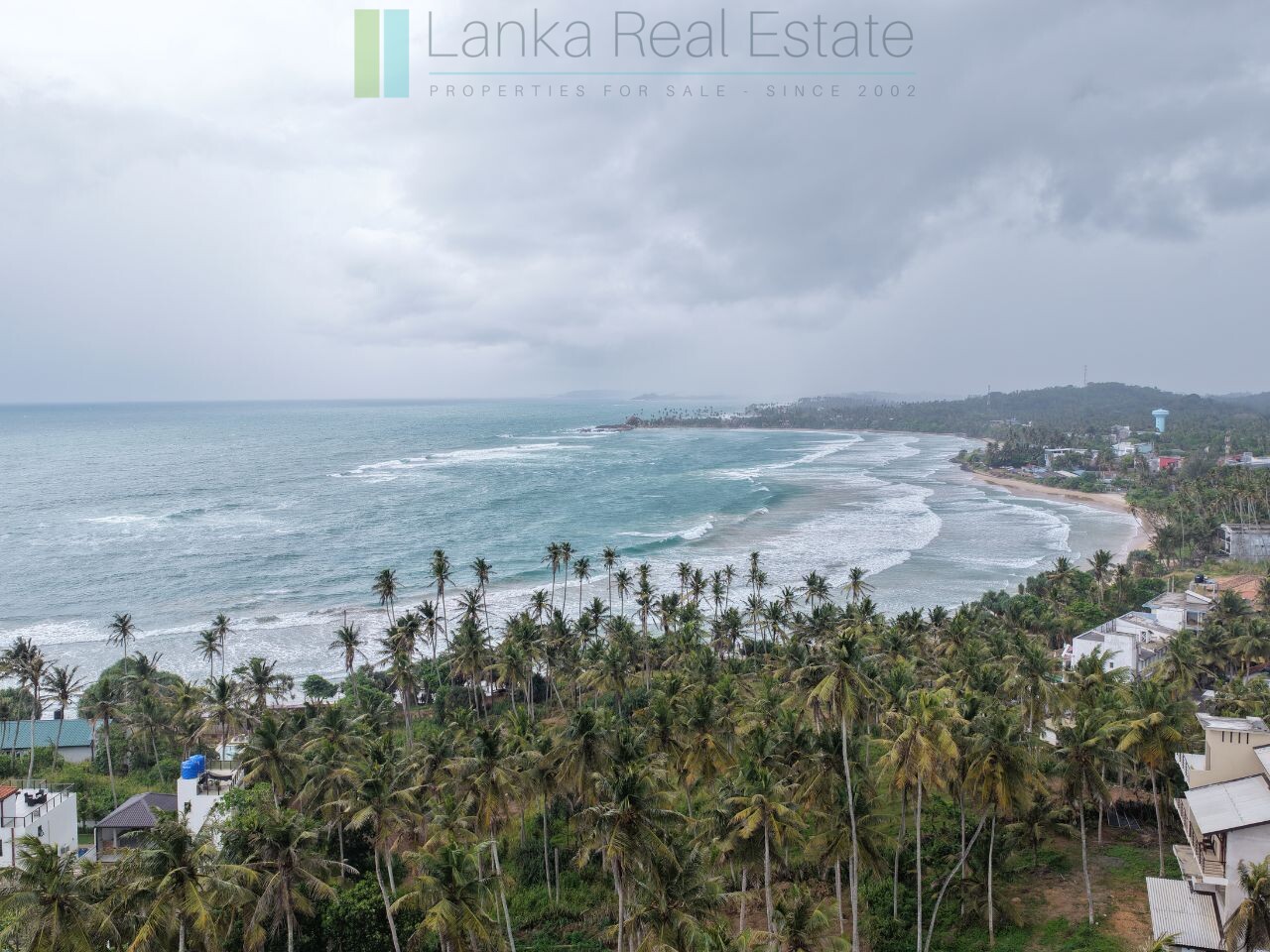 Ocean-view plot in Hiriketiya