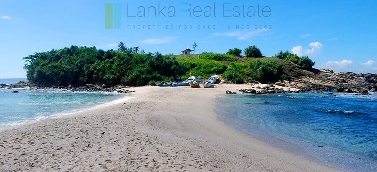 Blue Beach Island, Nilwella, Hiriketiya