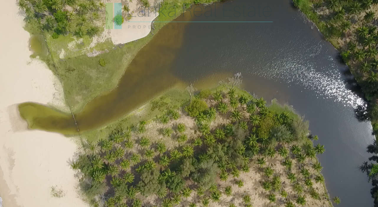 Exclusive building plots on pristine East Coast beach