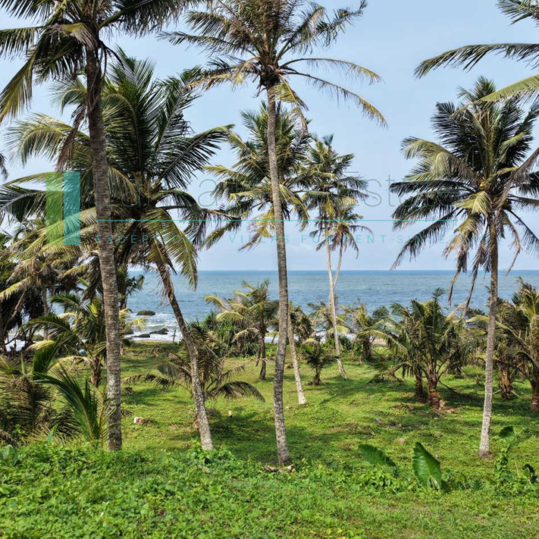 Substantial oceanfront plot in Gintota