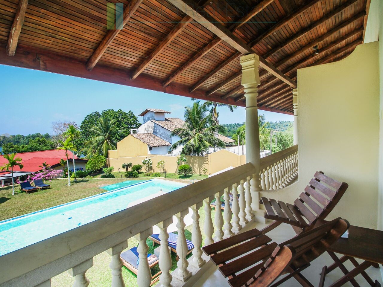 Fifteen bedroom lakeside resort hotel in Hikkaduwa