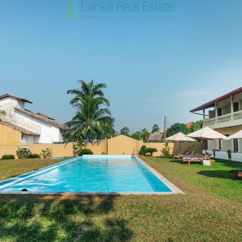 Fifteen bedroom lakeside resort hotel in Hikkaduwa