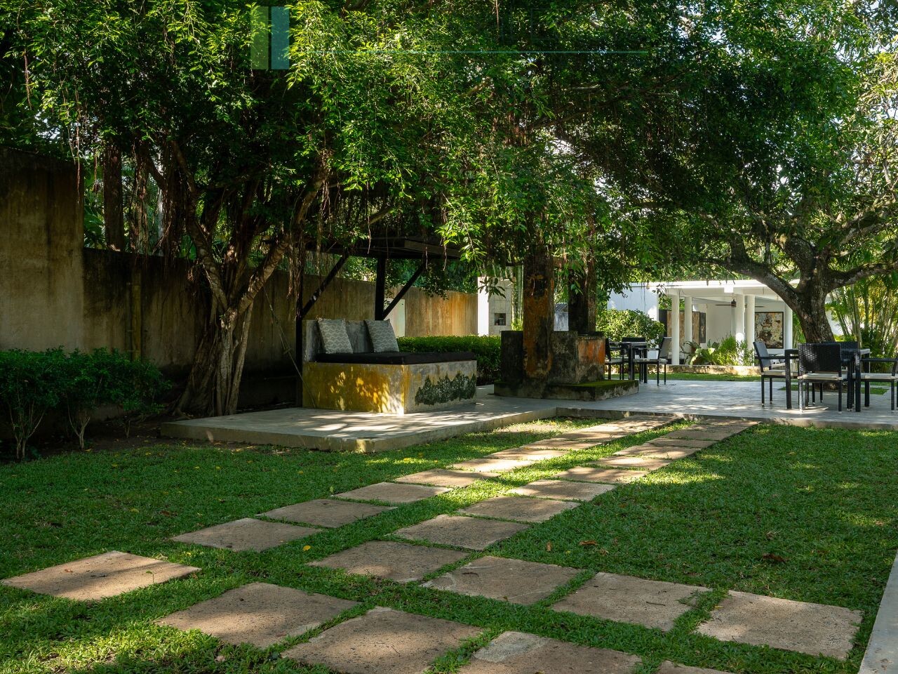 The Deco House