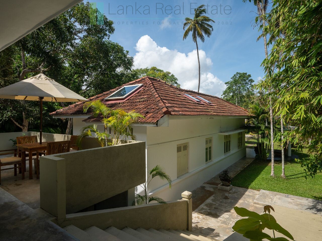 The Deco House