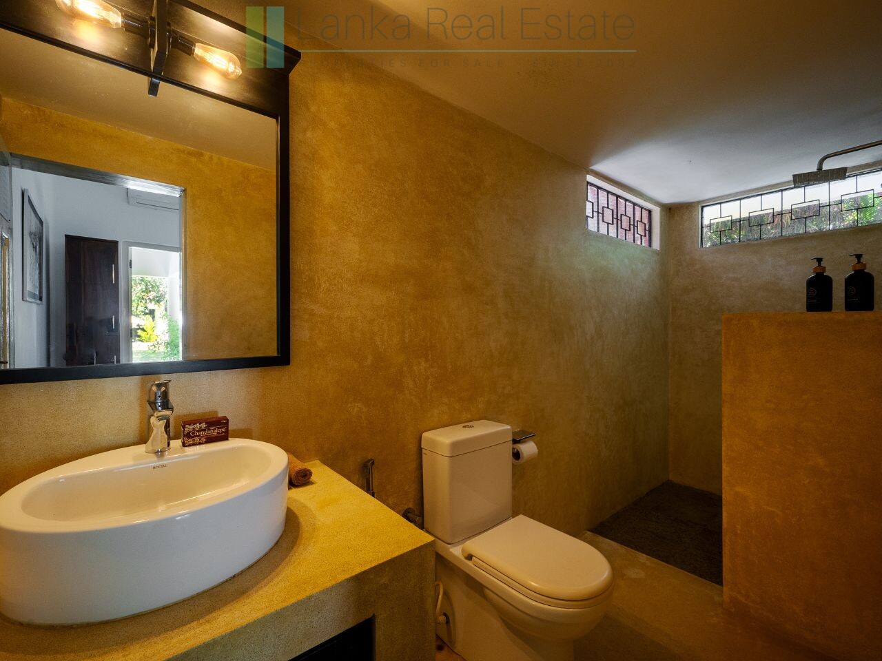 The Deco House