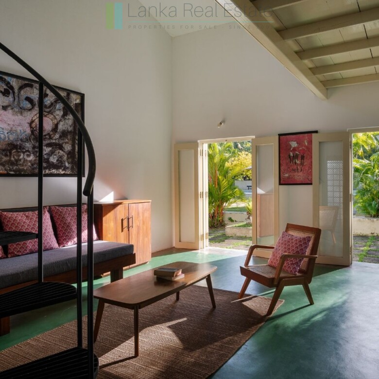 The Deco House