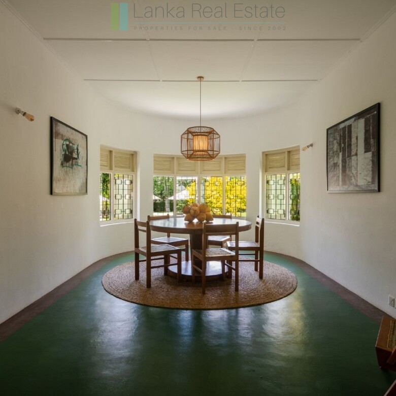 The Deco House