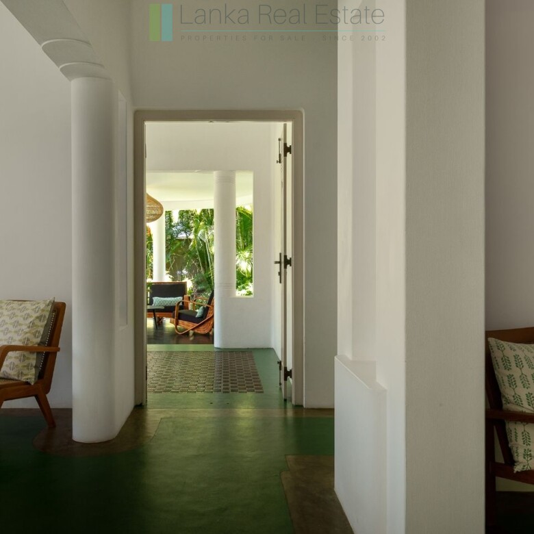 The Deco House