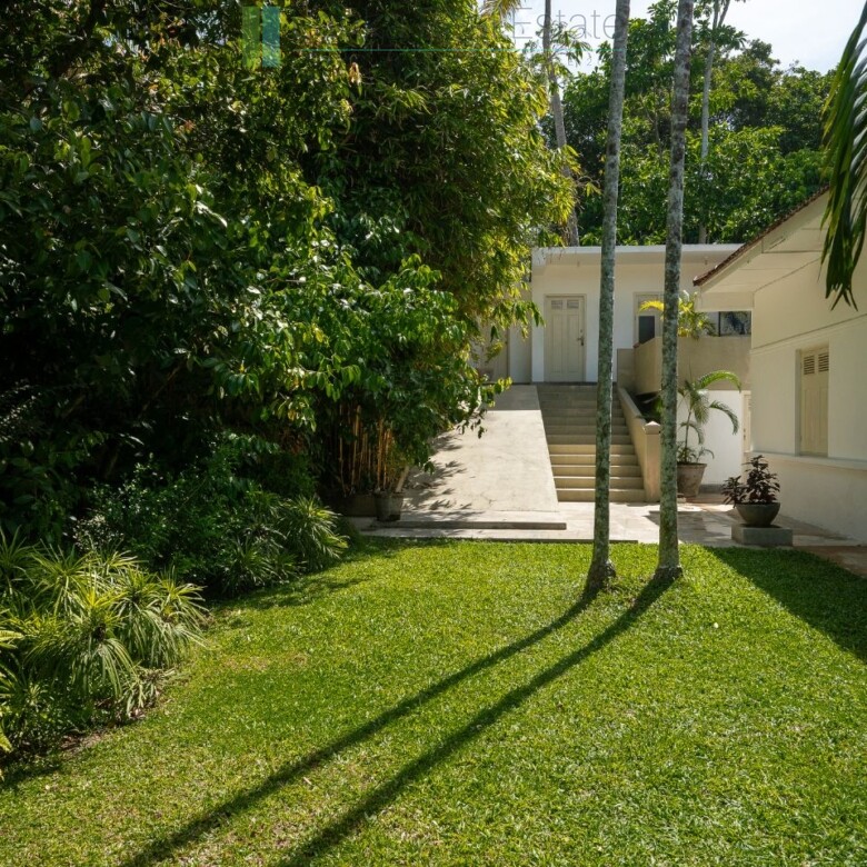 The Deco House
