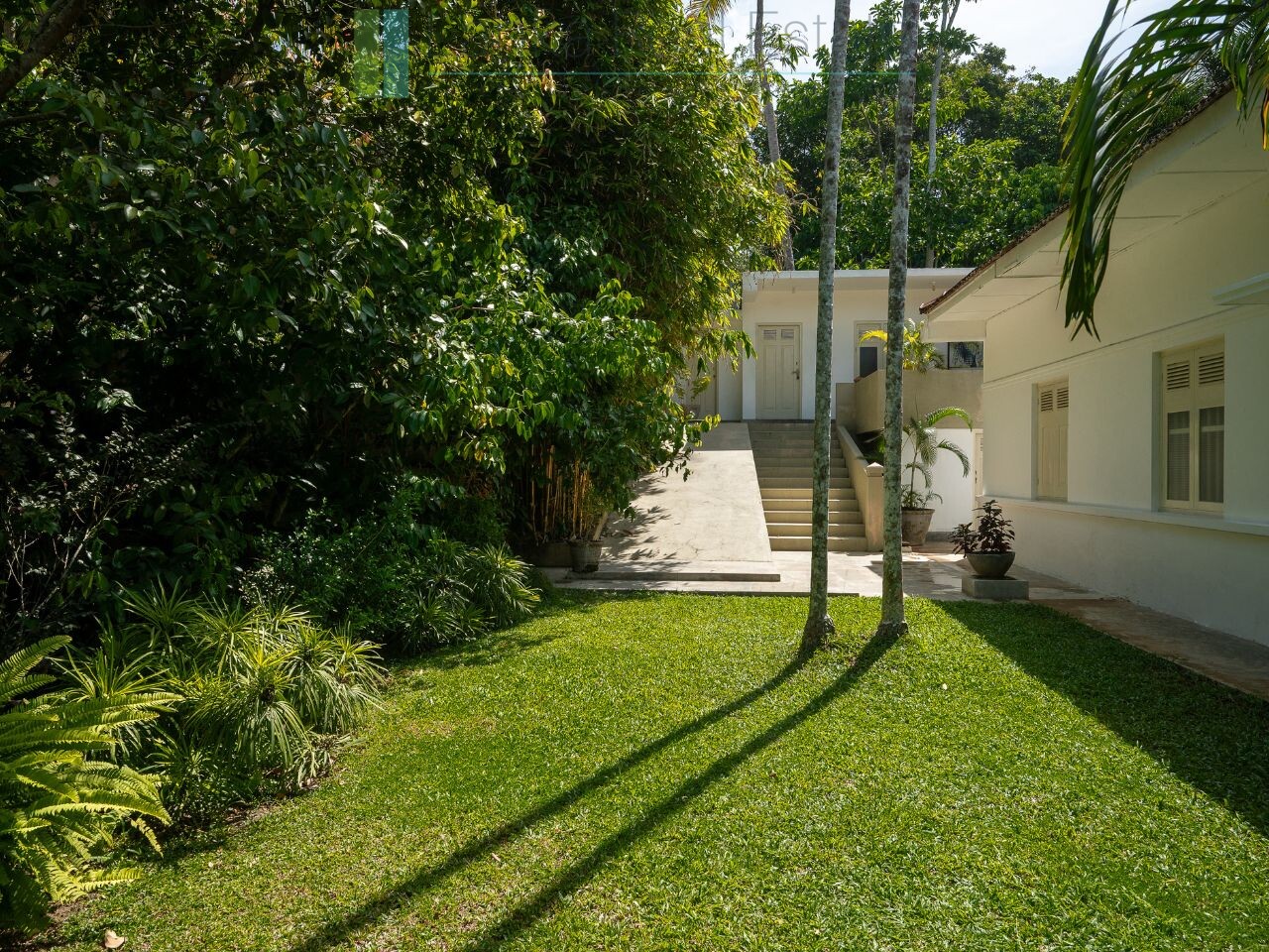 The Deco House