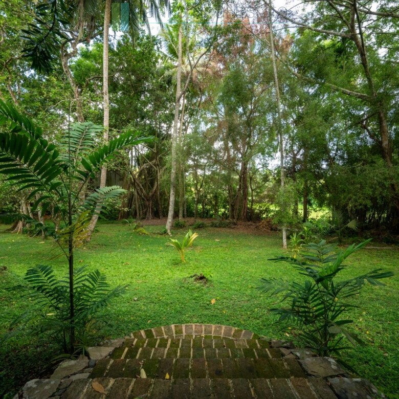 Renovated planter’s house near Habaraduwa
