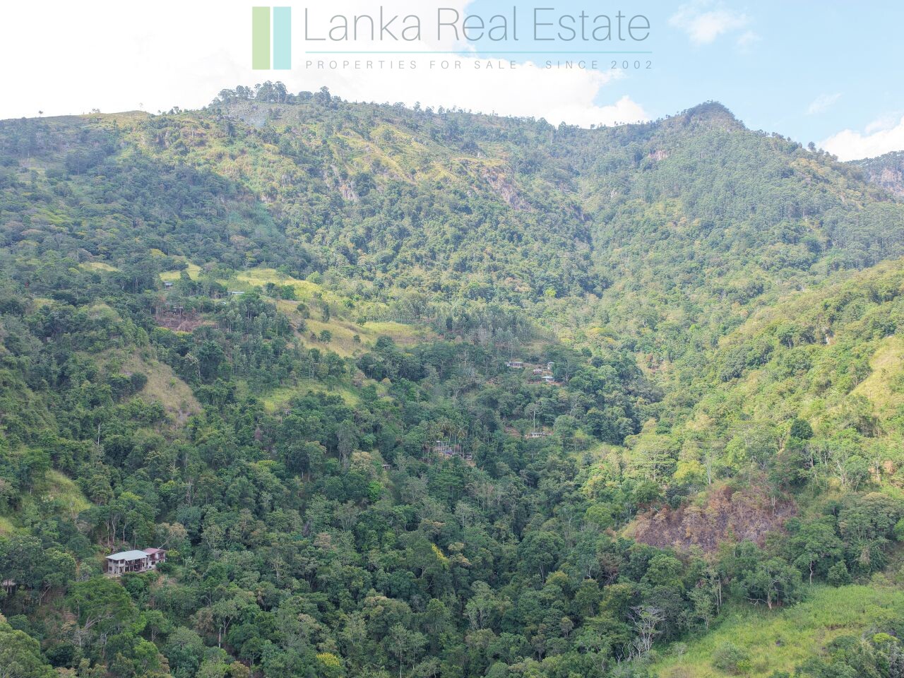 Three acres near Beragala with spectacular views
