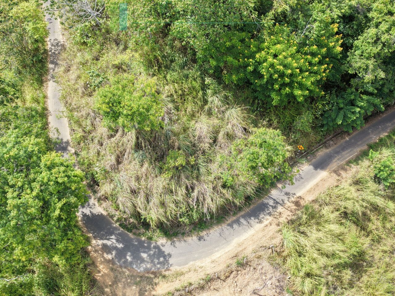 Three acres near Beragala with spectacular views