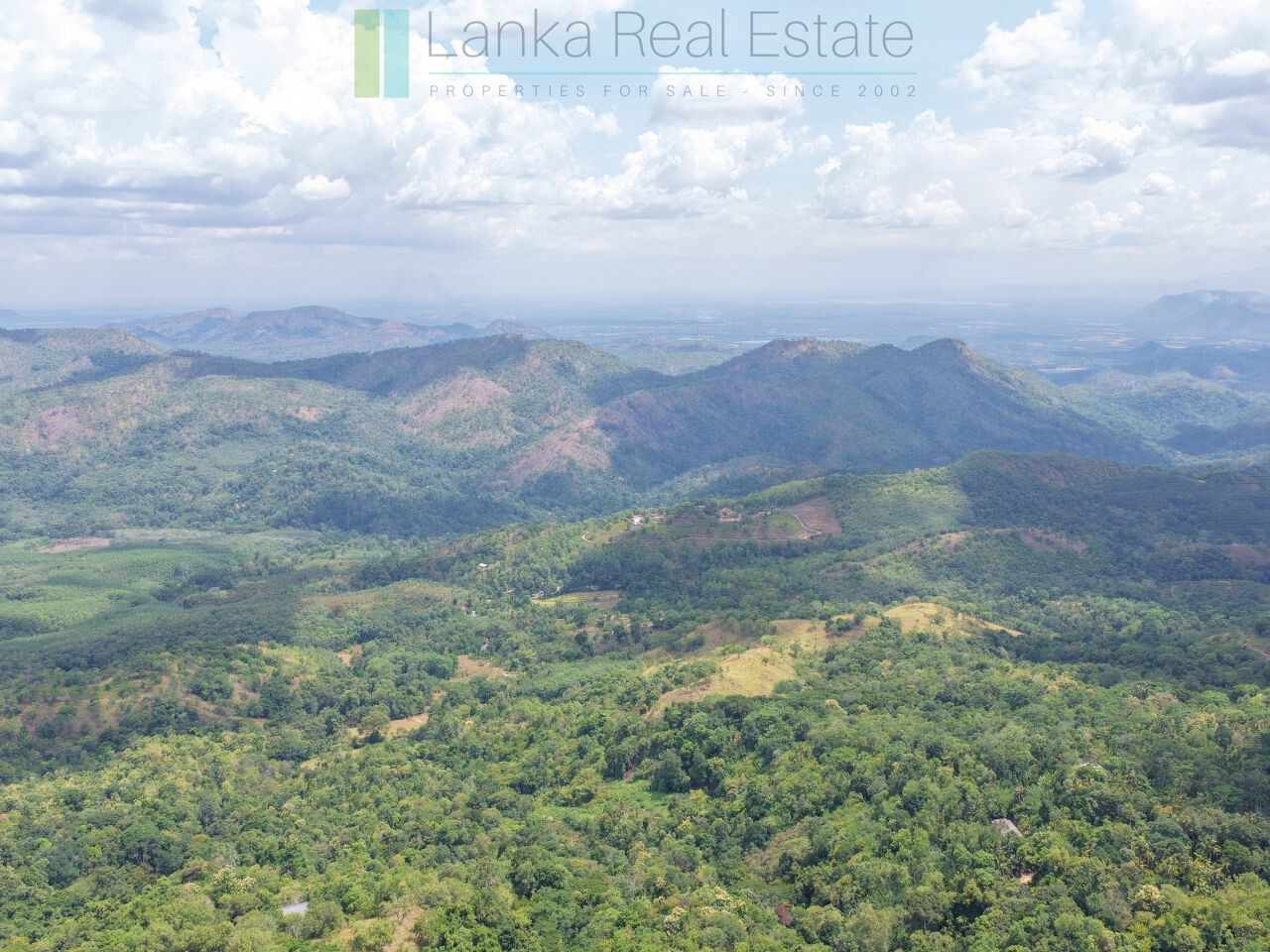 Hillside development plot with views near Beragala