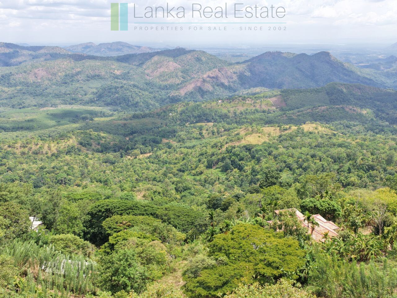 Hillside development plot with views near Beragala